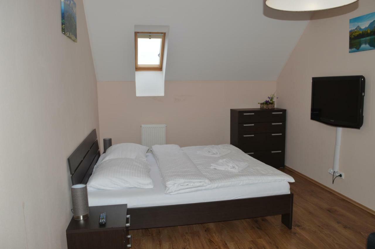 Apartman Erika Vel'ka Lomnica Exterior foto