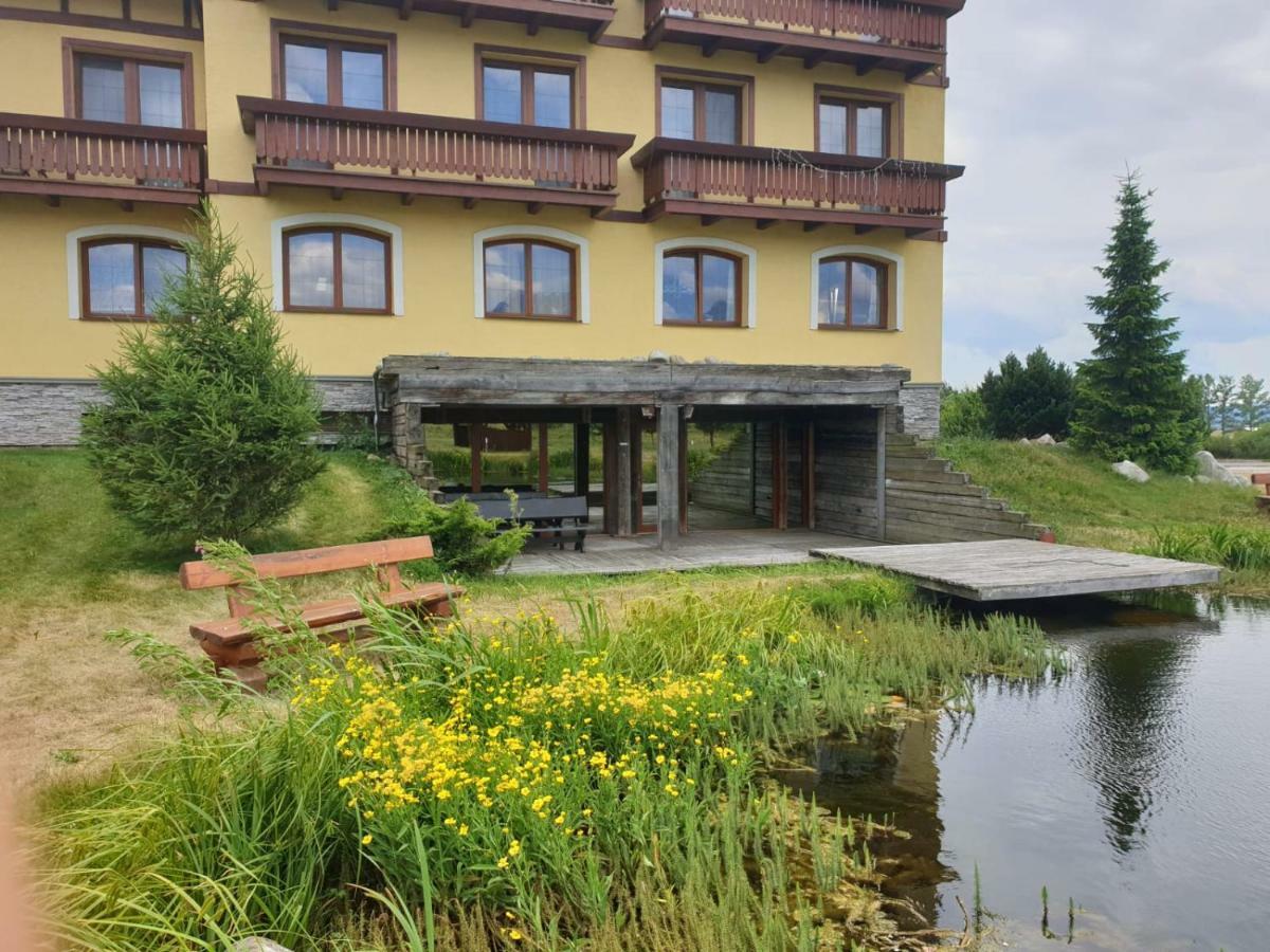 Apartman Erika Vel'ka Lomnica Exterior foto